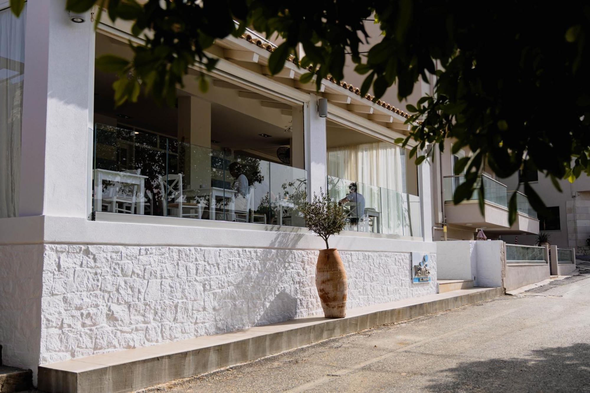 Eva Mare Hotel & Suites - Adults Only Agia Pelagia  Exterior foto